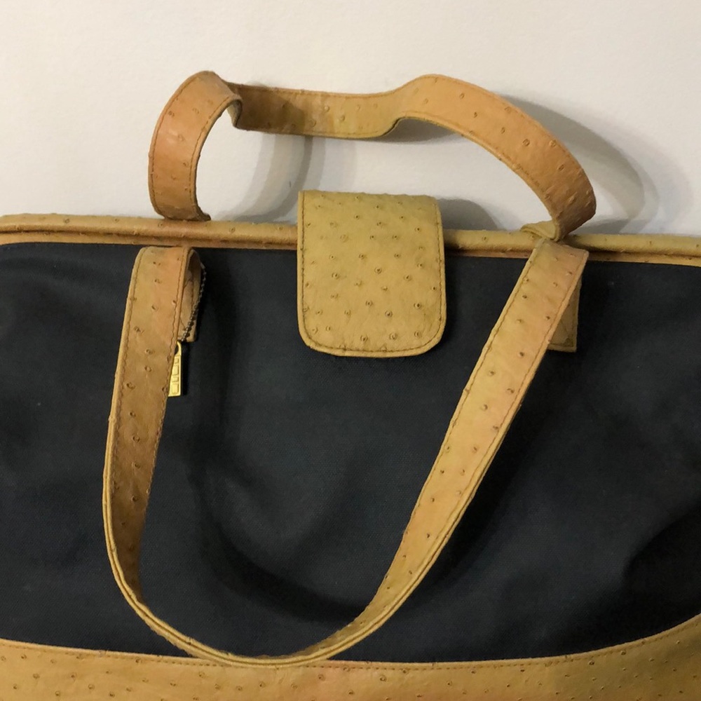 TRAVEL BAG - Picture 2 of 4